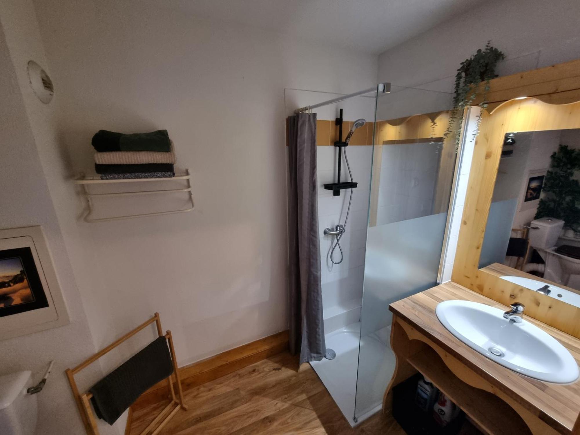 Appartement 4 Personnes 32M2 Au Pied Des Pistes- Wifi- Balcon Sud- Chamrousse 1650 Kültér fotó