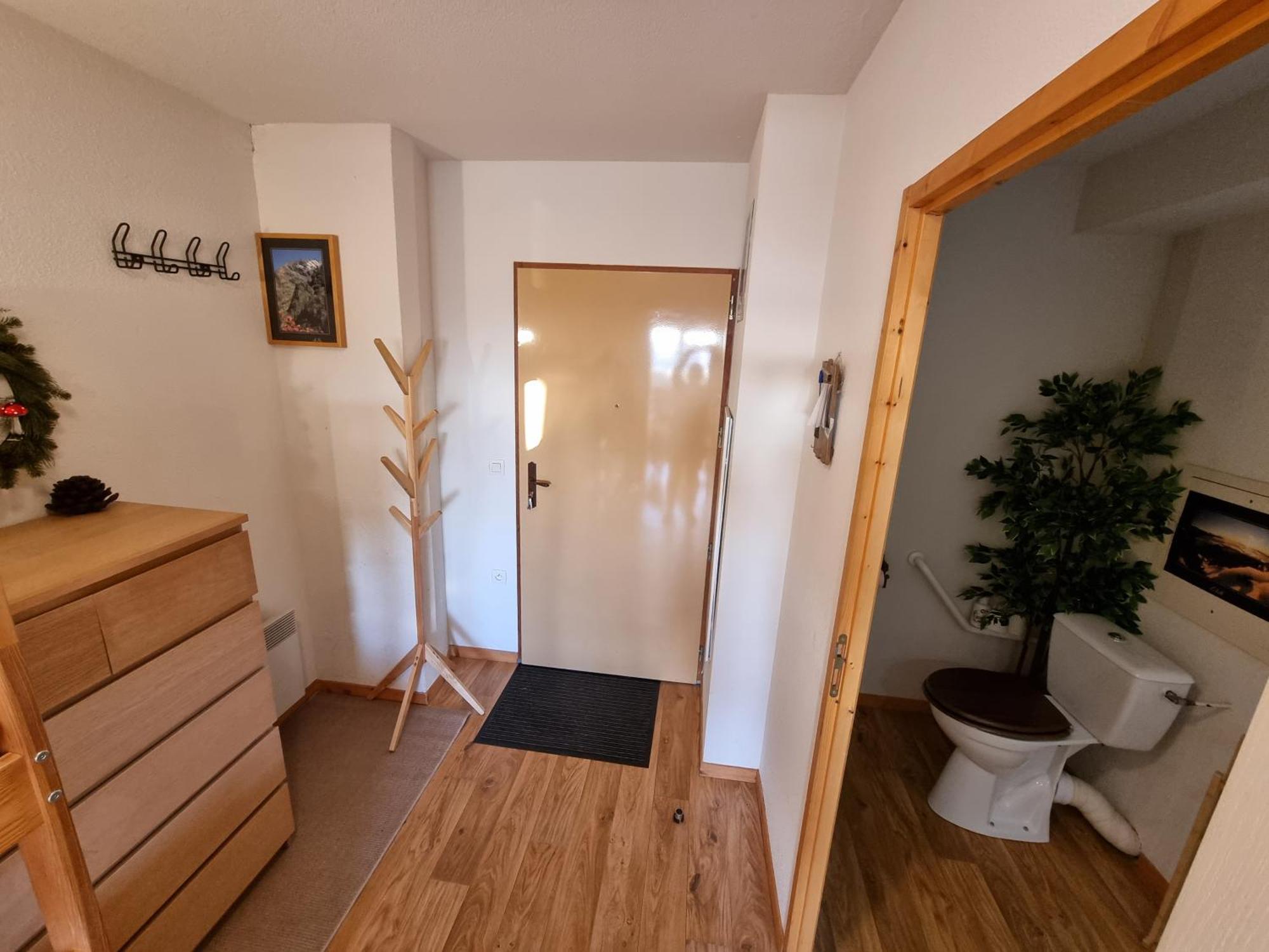 Appartement 4 Personnes 32M2 Au Pied Des Pistes- Wifi- Balcon Sud- Chamrousse 1650 Kültér fotó