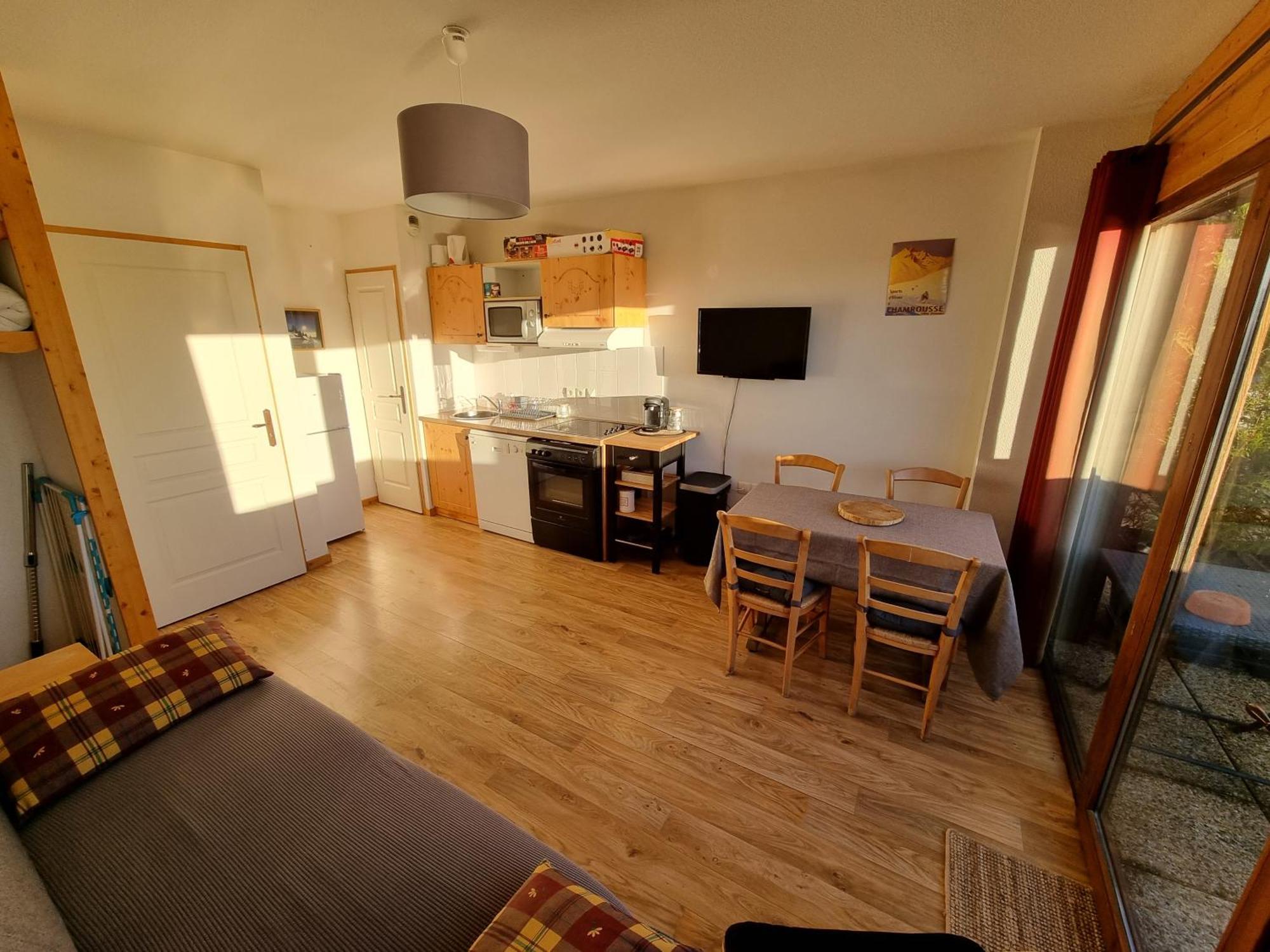 Appartement 4 Personnes 32M2 Au Pied Des Pistes- Wifi- Balcon Sud- Chamrousse 1650 Kültér fotó