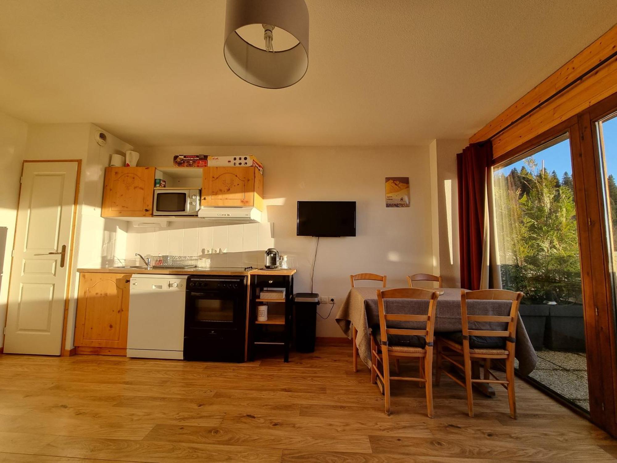 Appartement 4 Personnes 32M2 Au Pied Des Pistes- Wifi- Balcon Sud- Chamrousse 1650 Kültér fotó