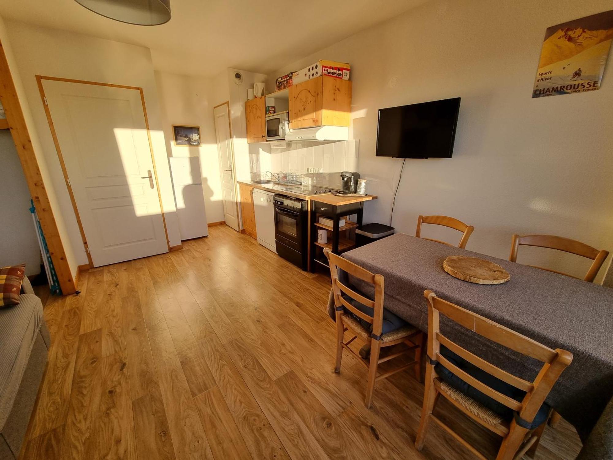 Appartement 4 Personnes 32M2 Au Pied Des Pistes- Wifi- Balcon Sud- Chamrousse 1650 Kültér fotó